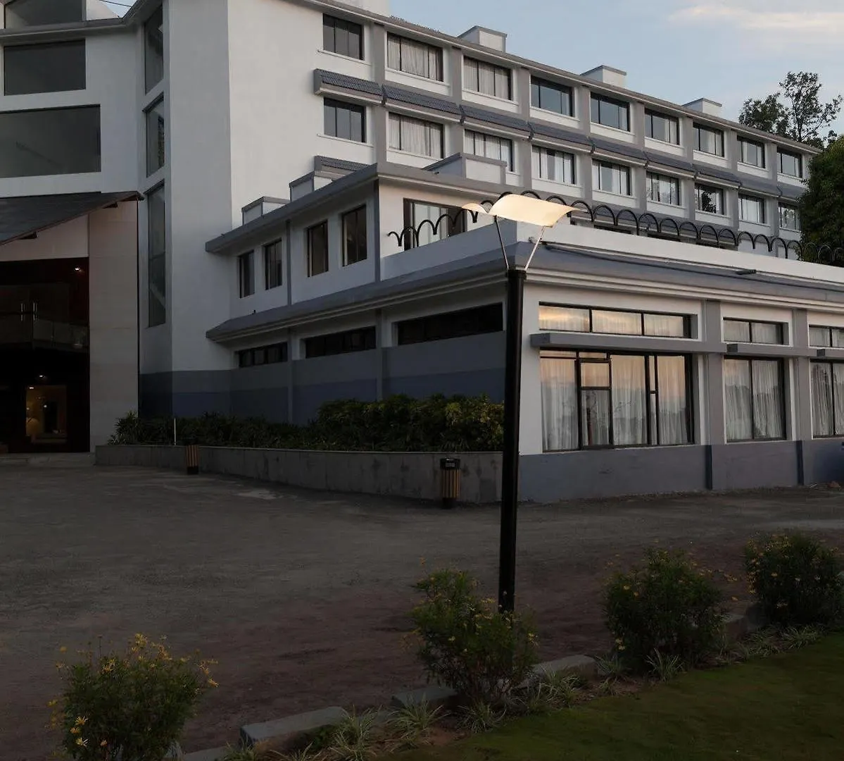 Munnar - Terrace Greens, A Sterling Holidays Resort Hotel