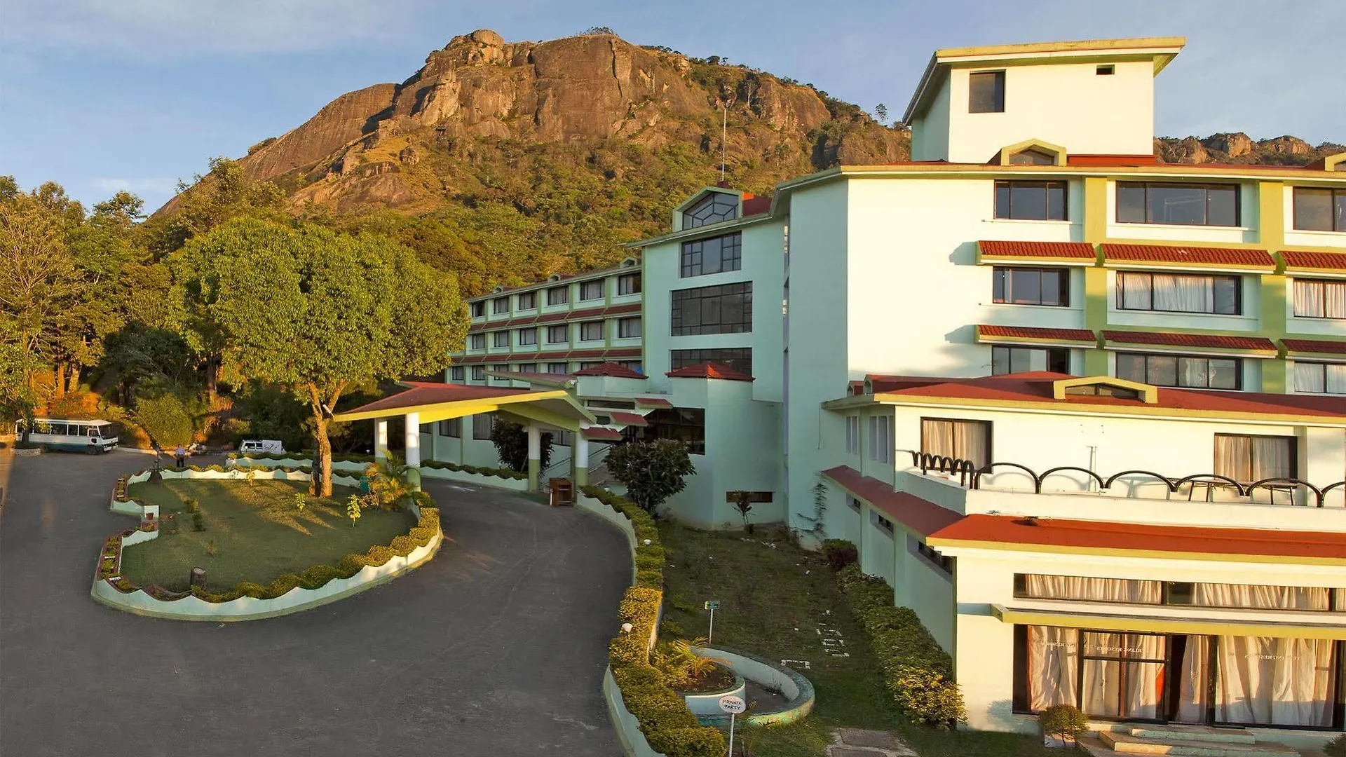 Munnar - Terrace Greens, A Sterling Holidays Resort Hotel